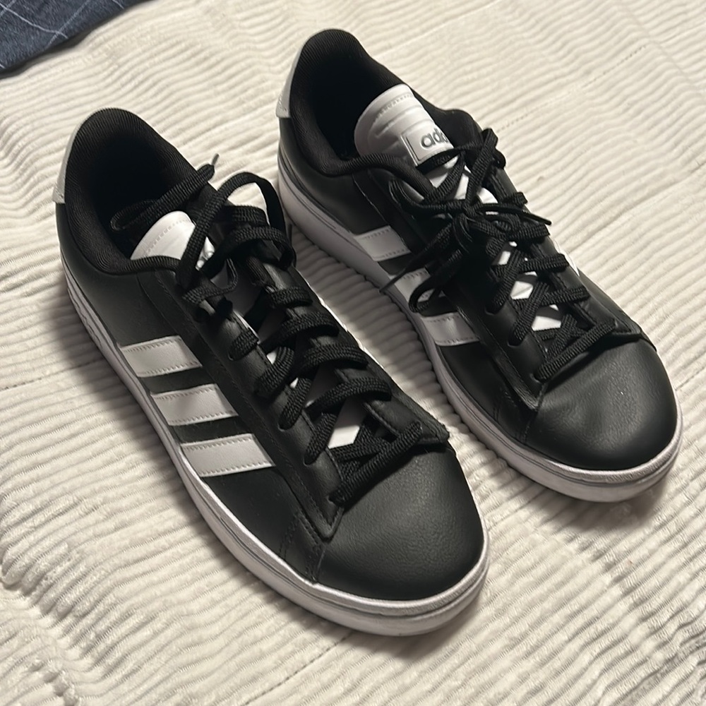 Men’s Adidas Sneakers